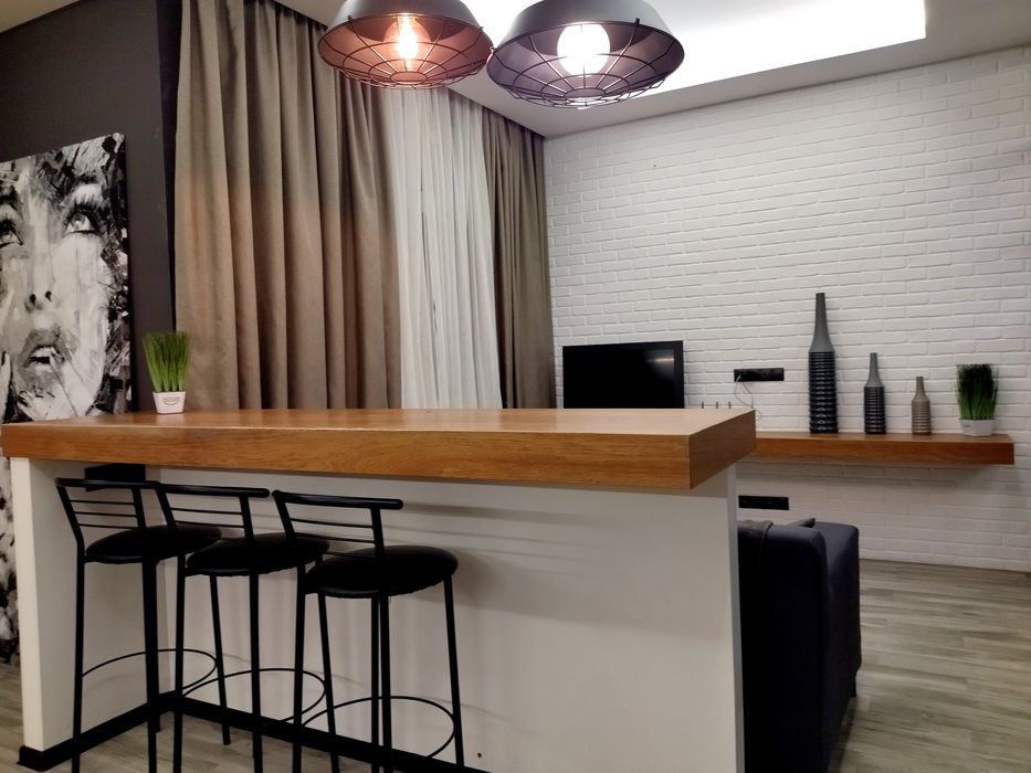 Сдам стильную квартиру в 17 Жемчужине Асташкина центр города