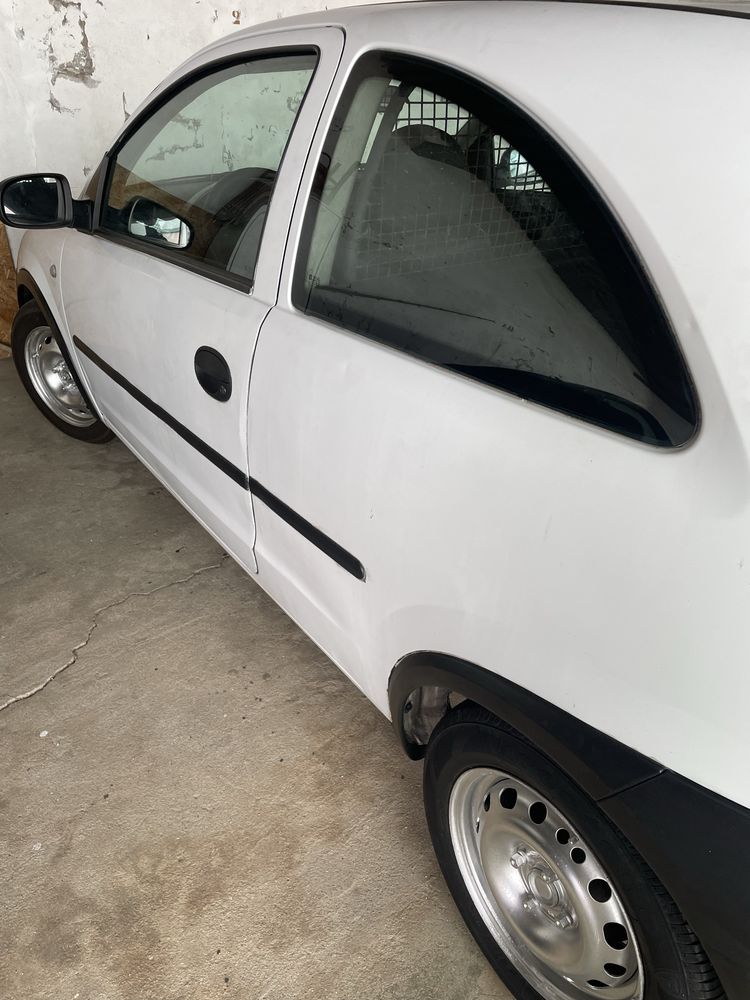 Opel corsa 1.7 di motor izuzu