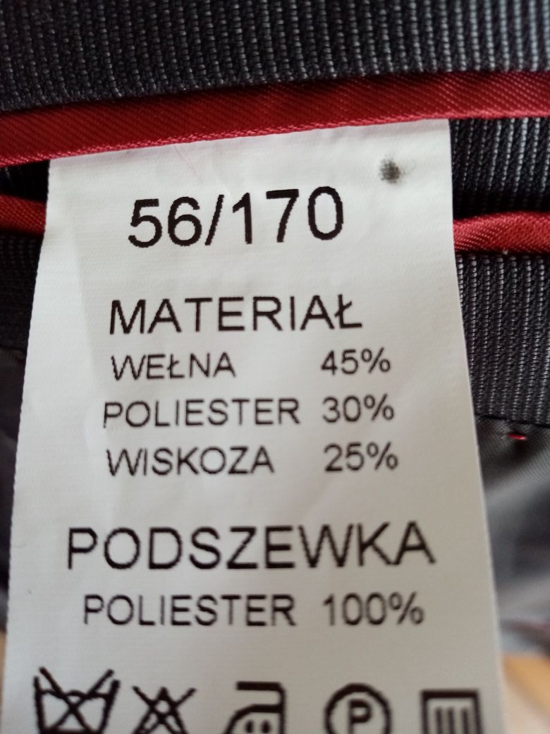 Garnitur męski marki PROBA, stalowy