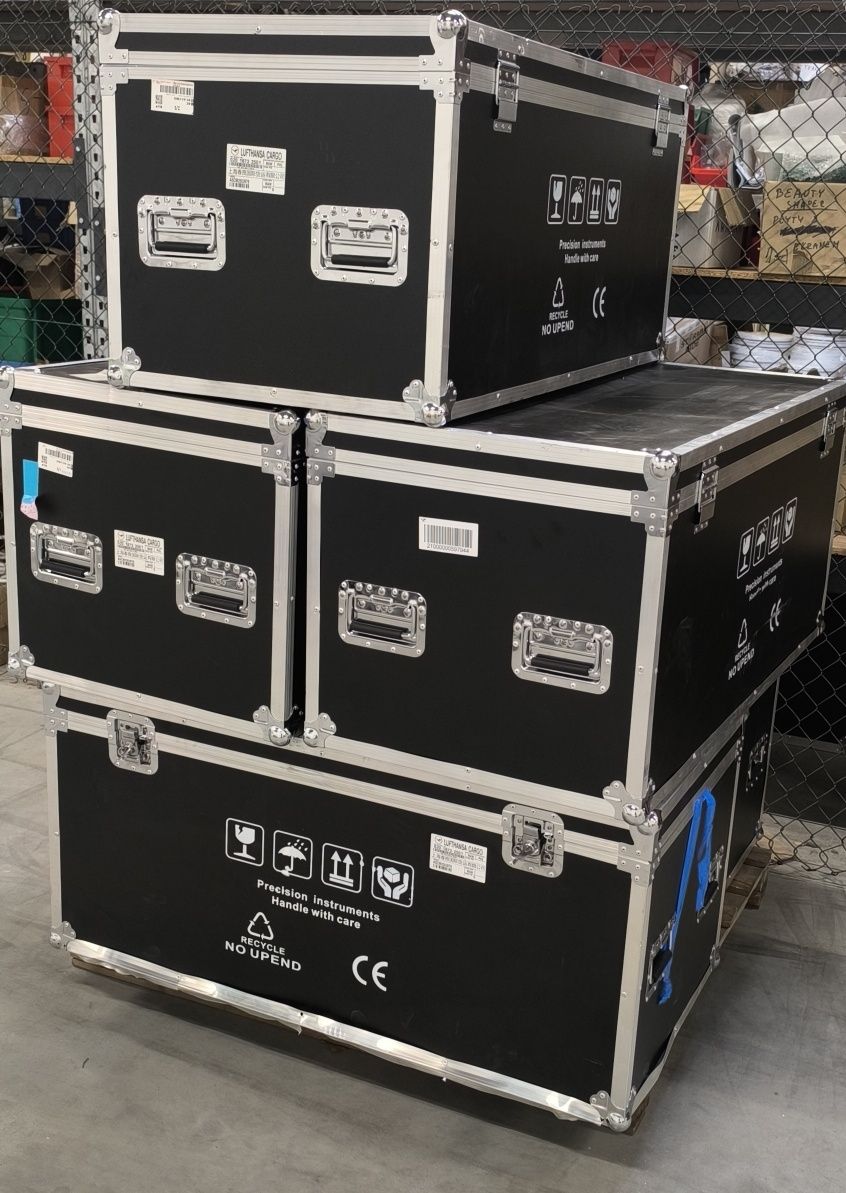 Skrzynie transportowe case