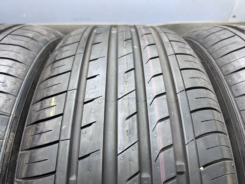 Шини як Нові літо 215 55 R17 Nexen Nfera SU1 резина літні