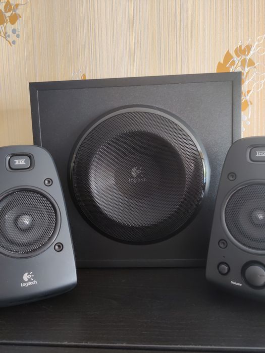 Colunas de som Logitech