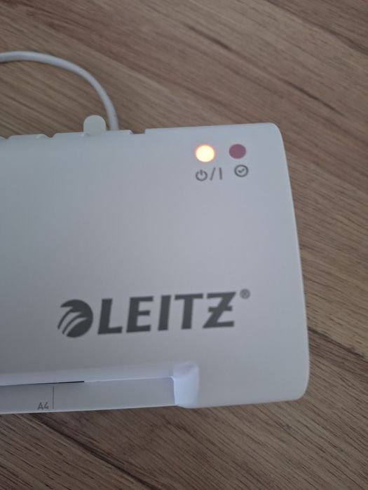 Laminator Leitz iLam Home A4, biały, szybkie nagrzewanie