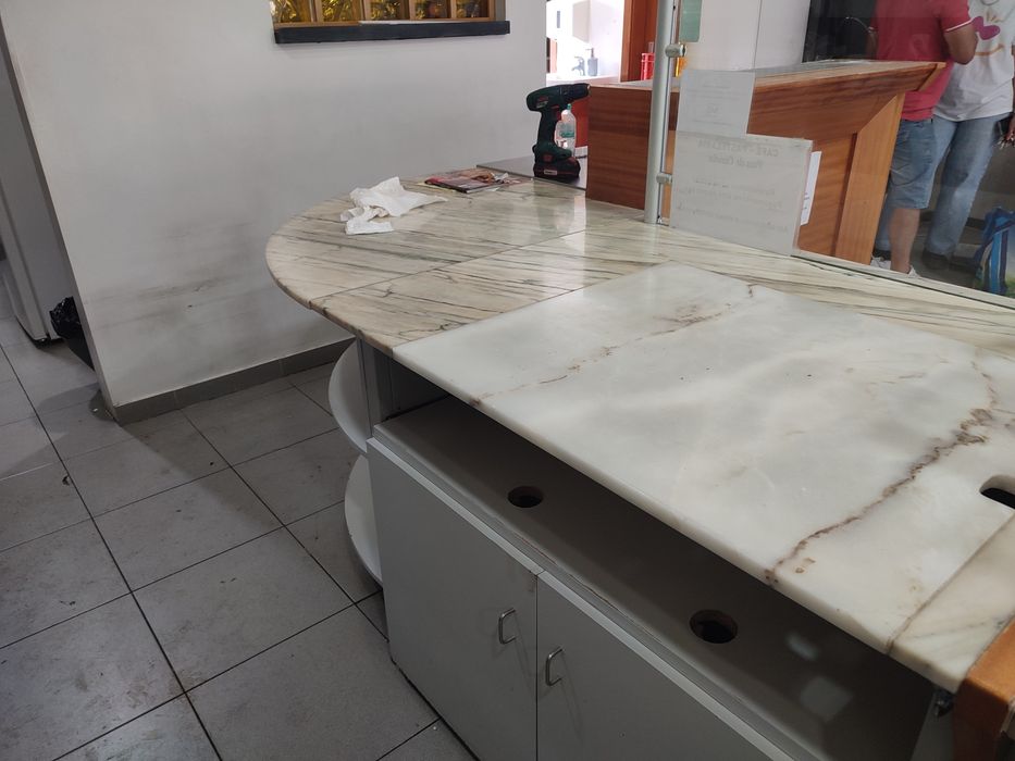 Recheio de pastelaria - vitrines + mobiliário