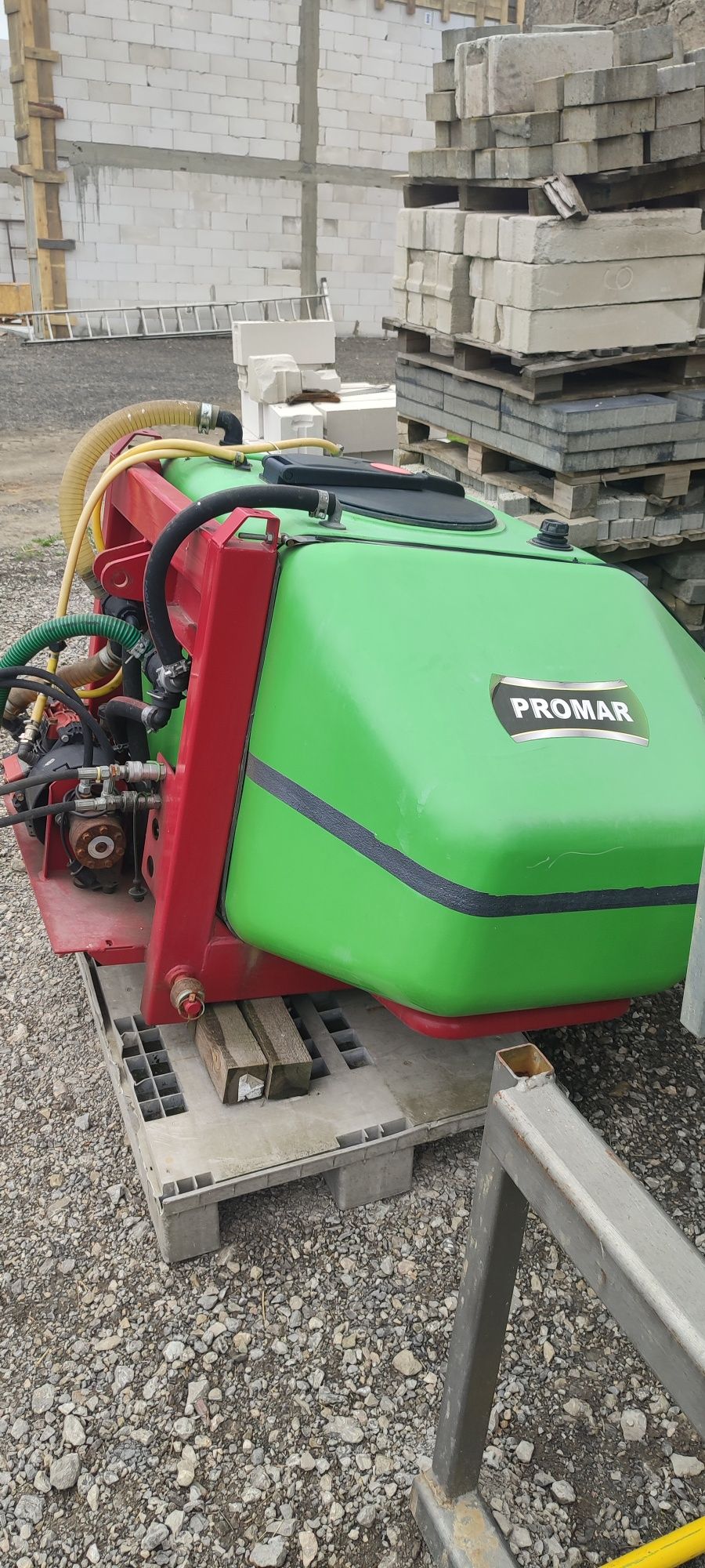 Zbiornik czołowy opryskiwacza Promar 1000 l