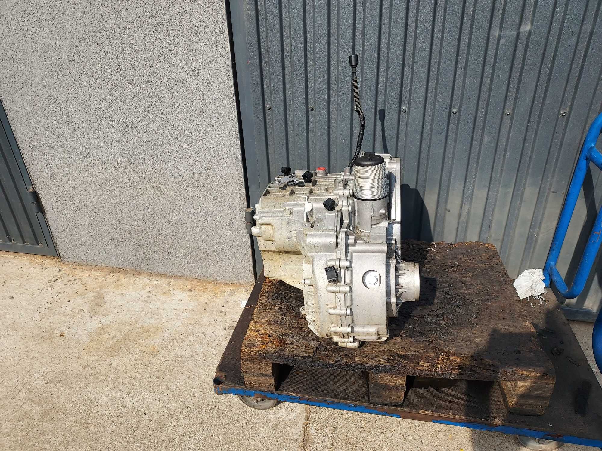 Skrzynia Biegów Automat DSG UTS 2.0 TDI  VW T6 LIFT T6.1