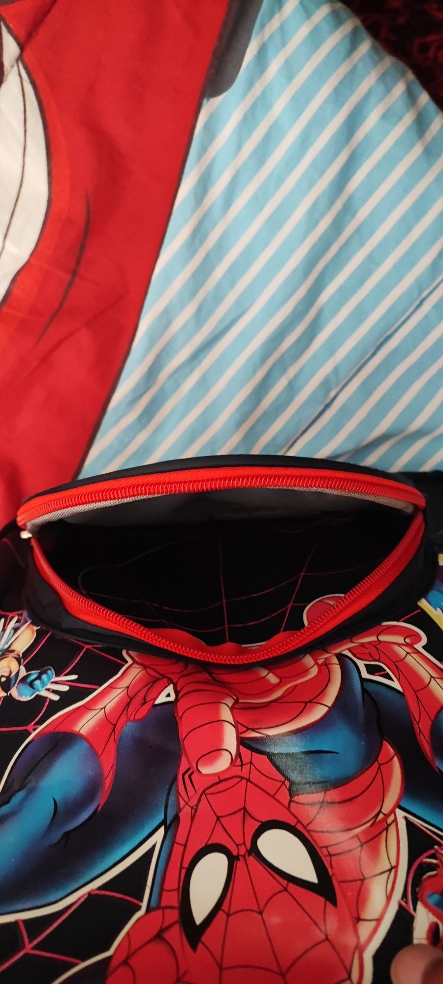 Vendo mochila Spiderman