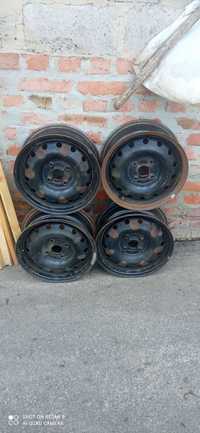 Комплект залізних дисків R15"  (PCD)4x114.3 на Chevrolet Lacetti