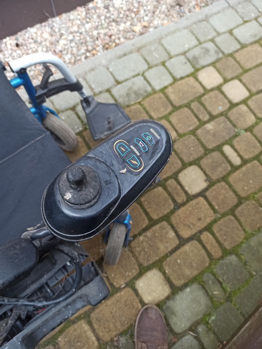 skuter elektryczny, wozek inwalidzki