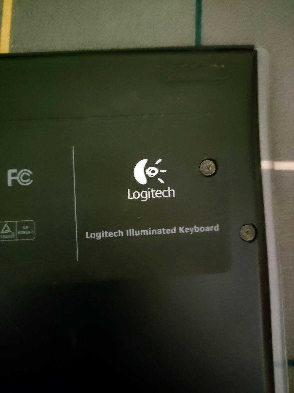 Клавиатура компьютерная Logitech illuminate