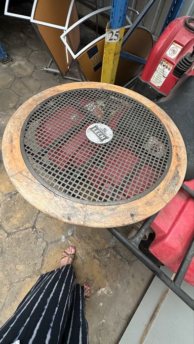 Stolik z blatem LECH do renowacji likwidacja magazynu