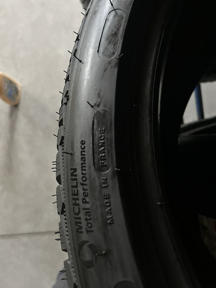 255/40/20+235/45/20 R20 Michelin Pilot Alpin 5 4шт нові зима