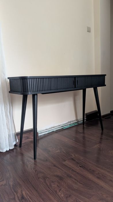 Biurko / konsola w skandynawskim stylu czarna