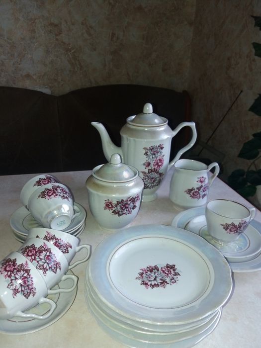 Сервиз кофейный перламутровый с рисунком