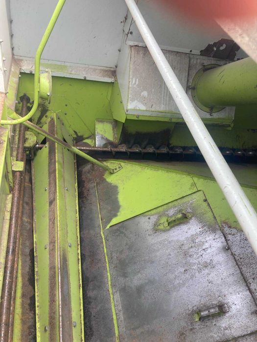 Комбайн зернозбиральний  CLAAS DOMINATOR 118SL. З документами.