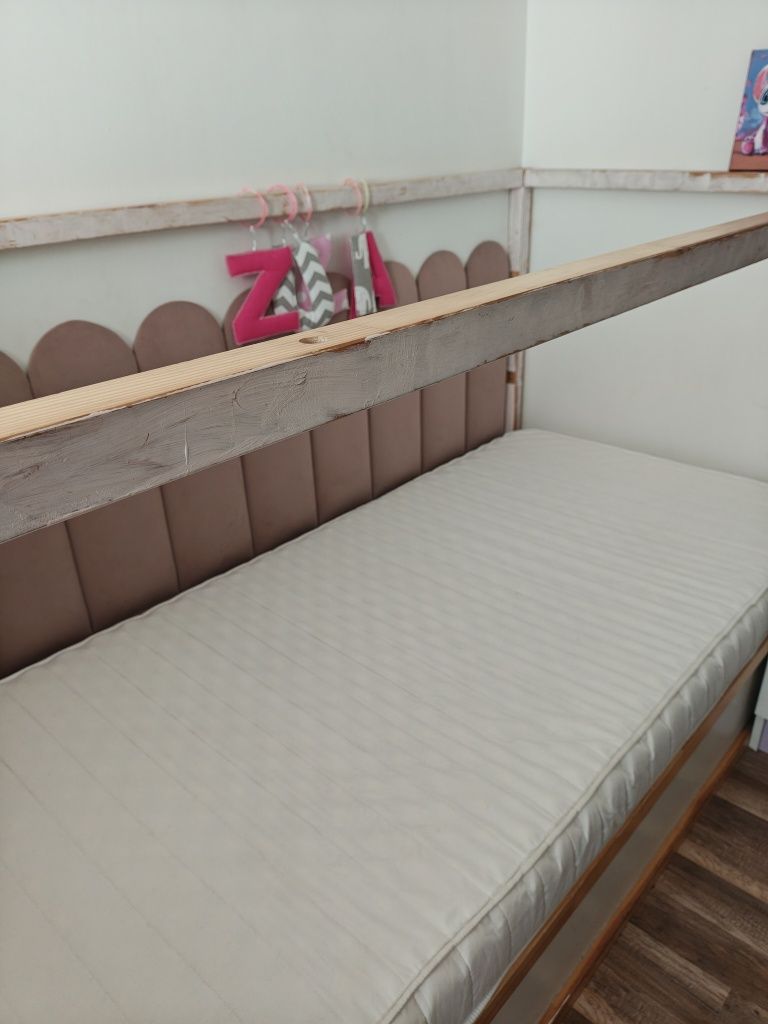 Łóżko Ikea Kura odwracane