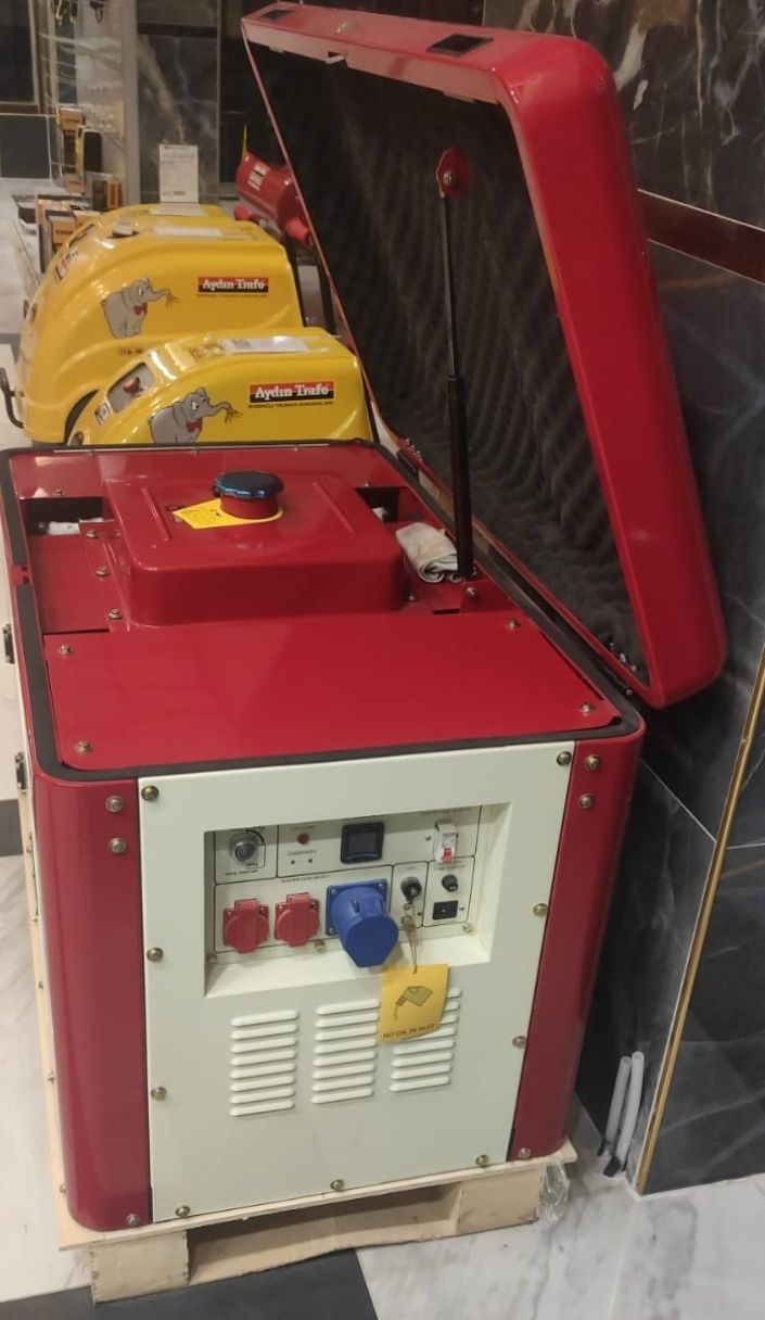 GoldMoto GM12KTDJ Dizel Jeneratör 12 Kva Trifaze Marşlı Kabinli