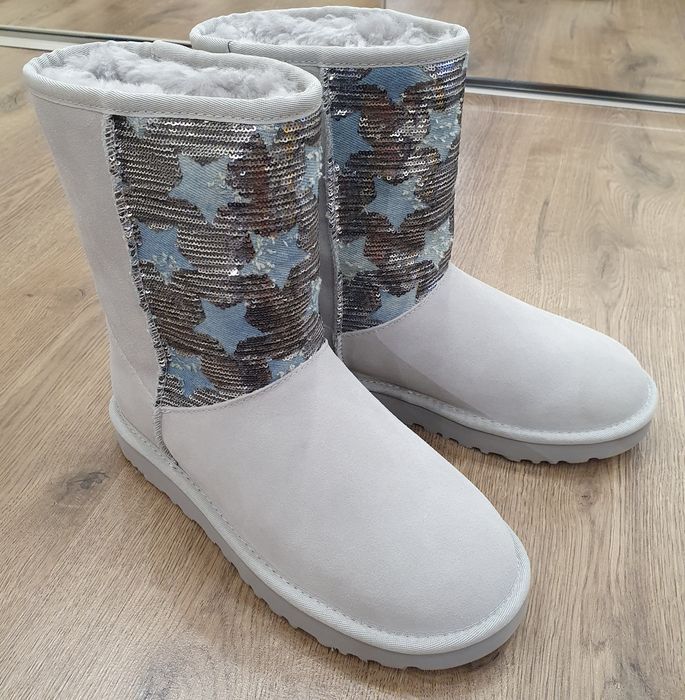 UGG Classic Short Sequin