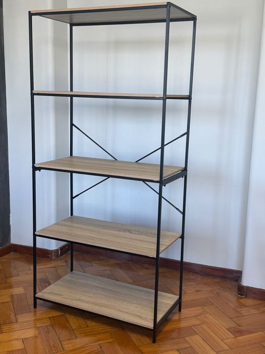 Estante de Madeira e Metal Baxter - Arrumação