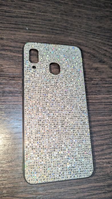 Чехол на телефон