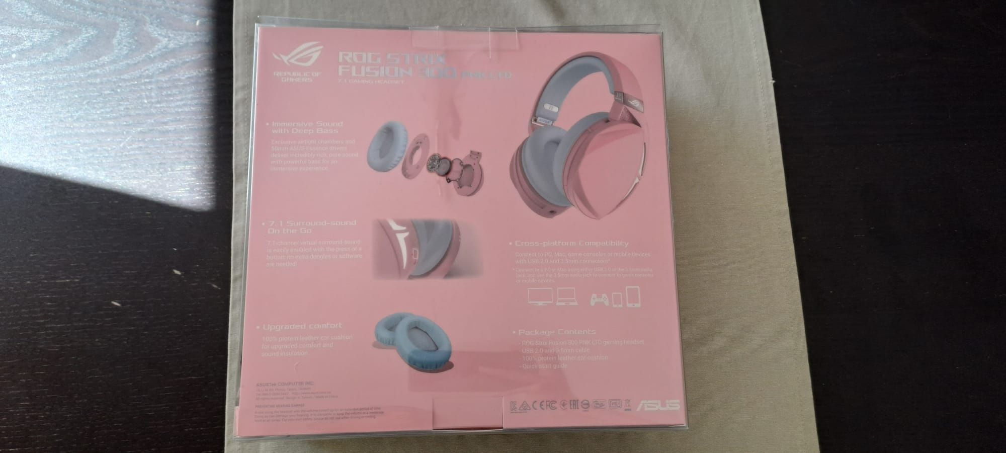 Asus ROG Strix Fusion 300 Pink LTD