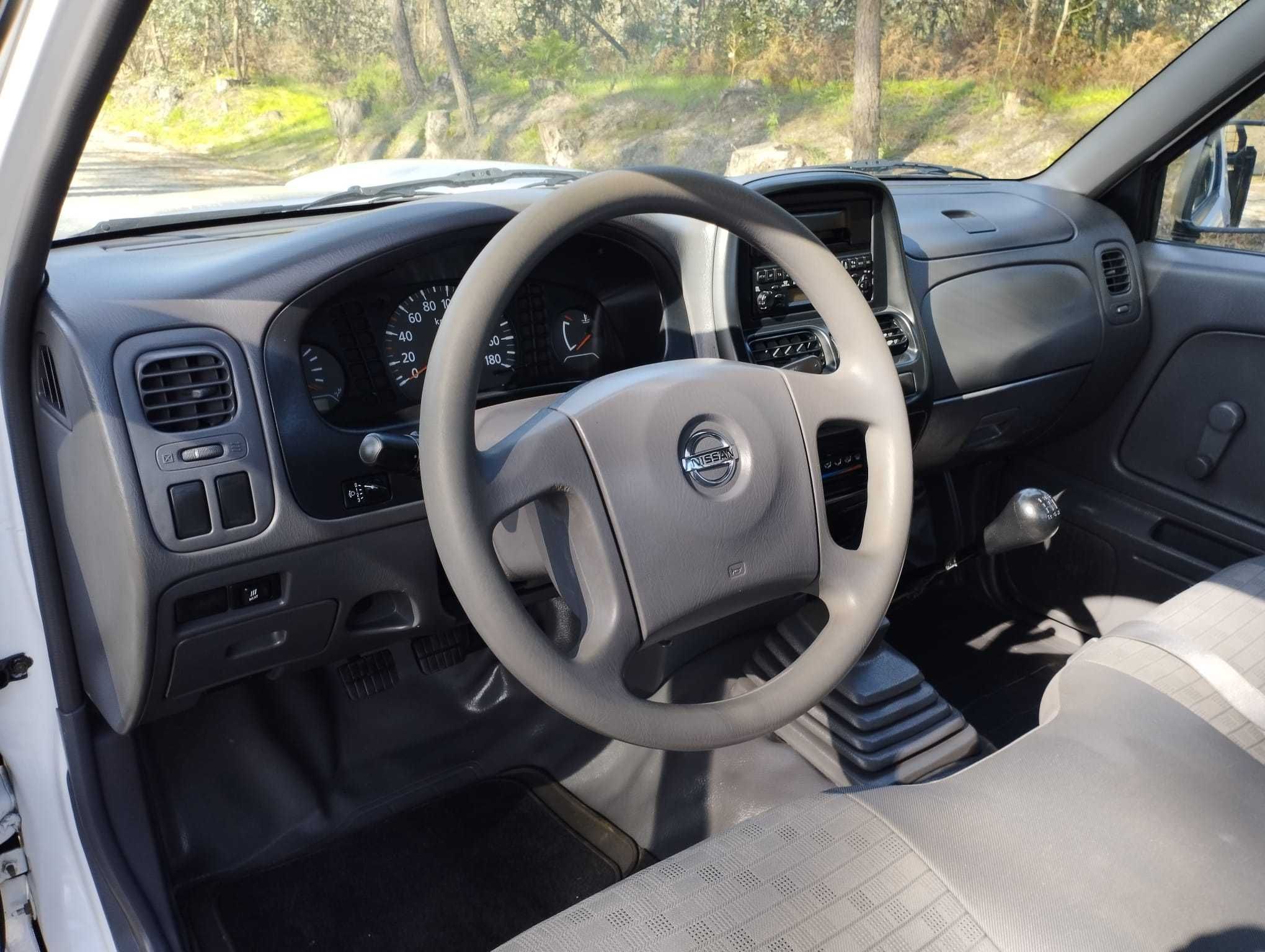 Carrinha Nissan D22 Hilux SÓ 102 MIL KMS 3 lugares ano 2002