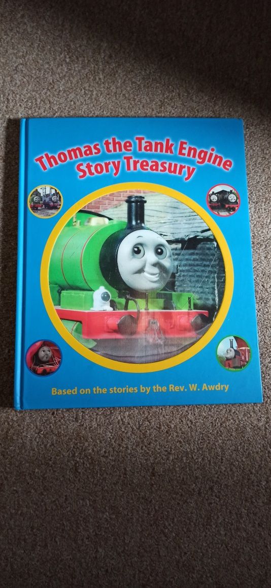 Thomas the Tank Engine Story Treasury - Tomek i przyjaciele Awdry