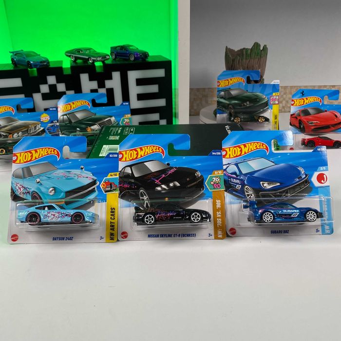 Машинки Ferrari Hot Wheels Хот Вілс Ферарі Оригінальні БМВ Мерседес