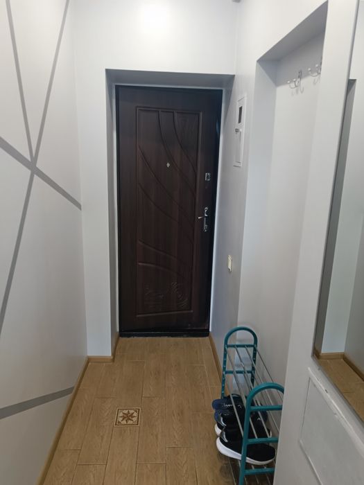 оренда однокімнатної студії в центрі на короткий термін 1-2 місяця