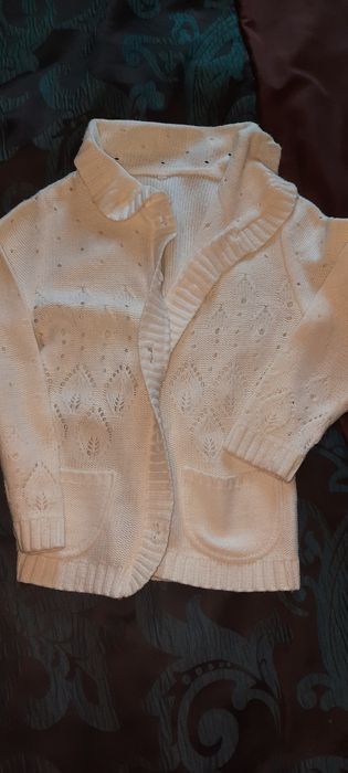 Sweterek dla dziewczynki