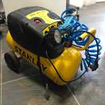 Kompresor bezolejowy Stanley DN 230/10/24
