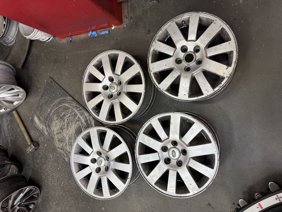 Продам Диски р18 5х120.