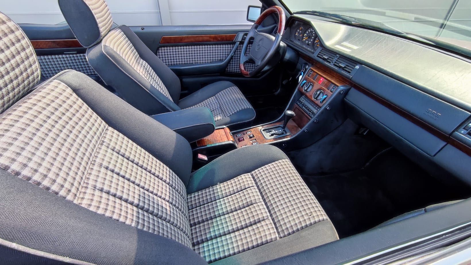 W 124 Cabrio, Sportline   E klasa , A124