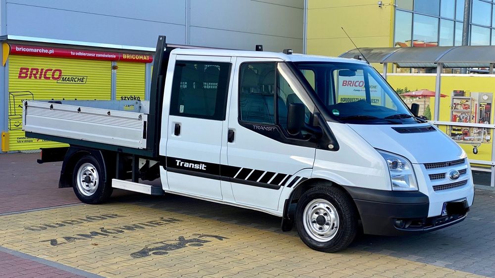 Ford Transit doka  Niski przebieg !! Super stan !! Nowe opony