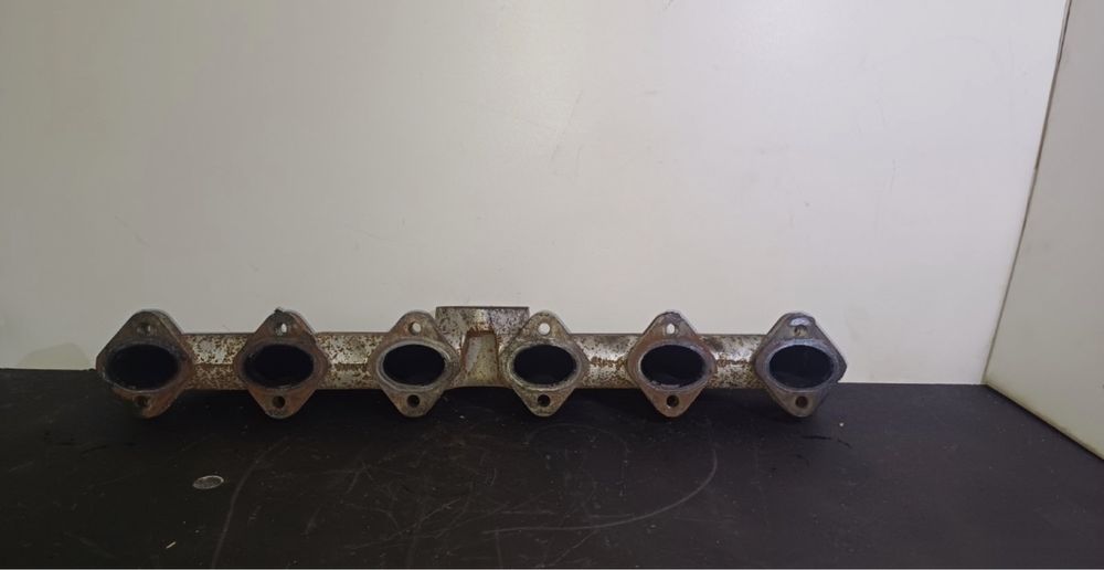 Выпускной коллектор M57 M57n 3.0d E53 X5 колектор випускний