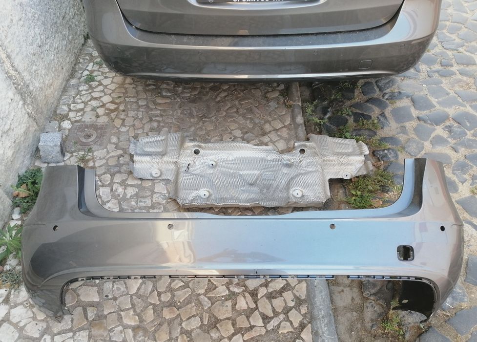PARA-CHOQUES Traseiro_MERCEDES BENZ B 180 CDI_Ano 2013+Chapa proteção
