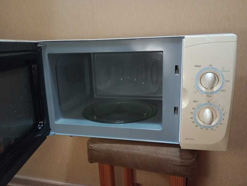 Микроволновка LG