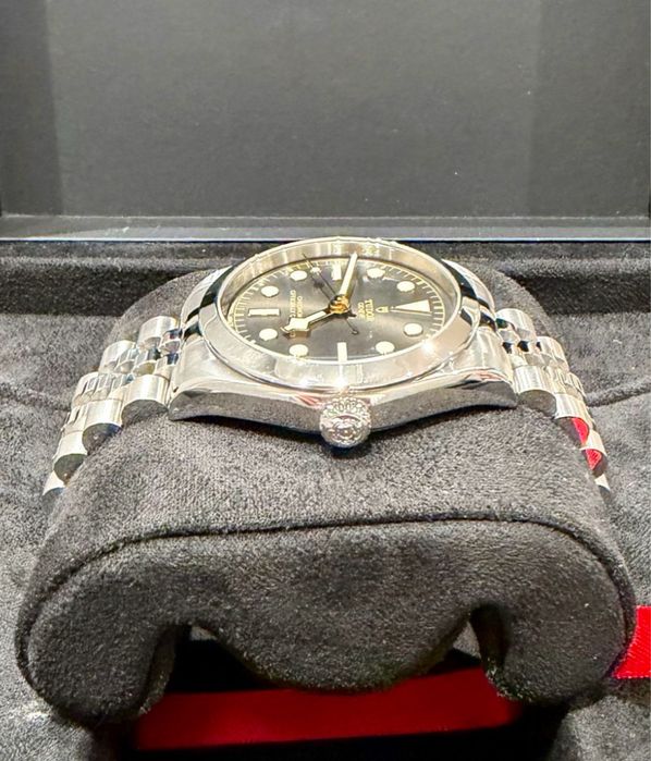 Tudor BlackBay 36