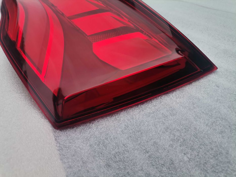 Lampa prawy Tył Q5 80A FY Matrix