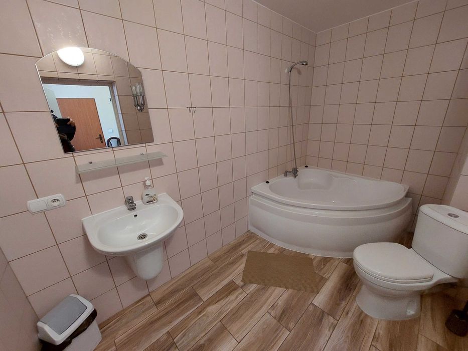 Noclegi dla Firm Złoty Taras, pokoje do wynajęcia,kuchnia,stołówka