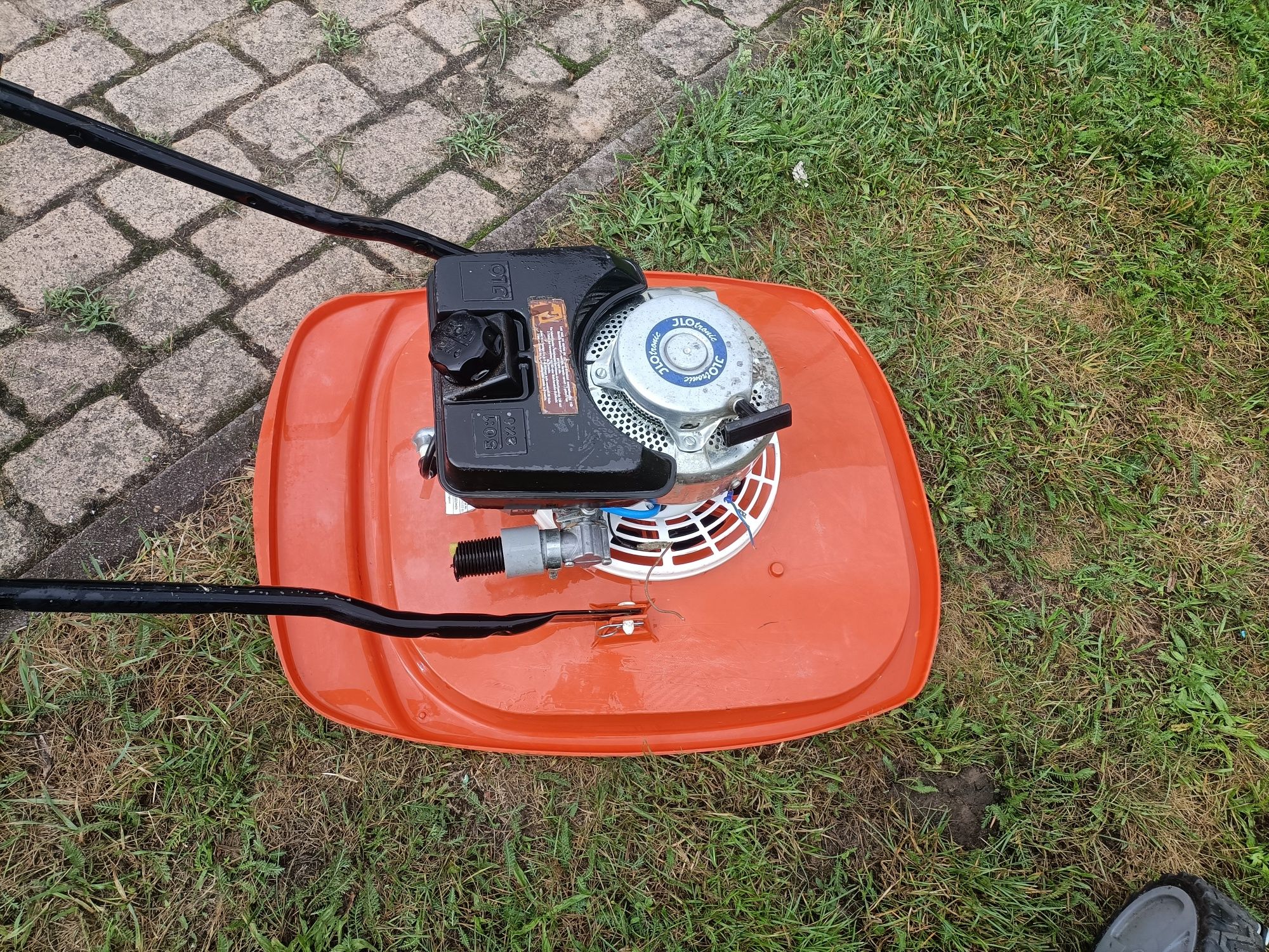 Kosiarka spalinowa poduszkowa 2 T