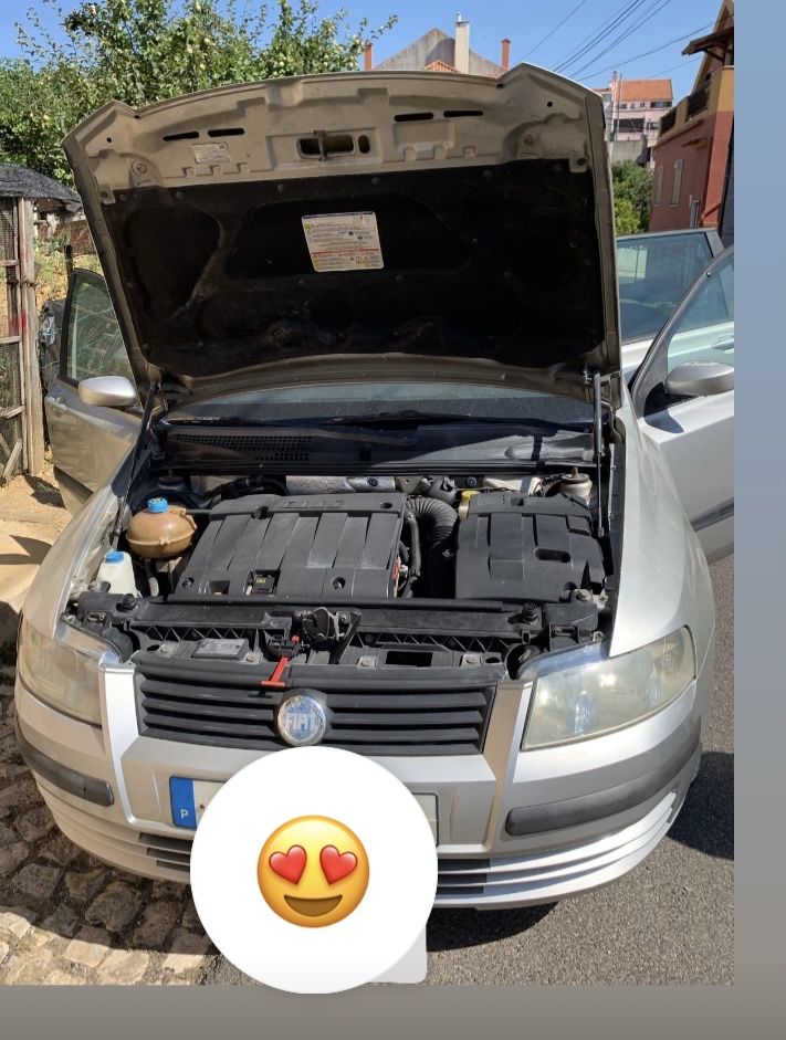 Carro Fiat Stilo  5 LUGARES.
