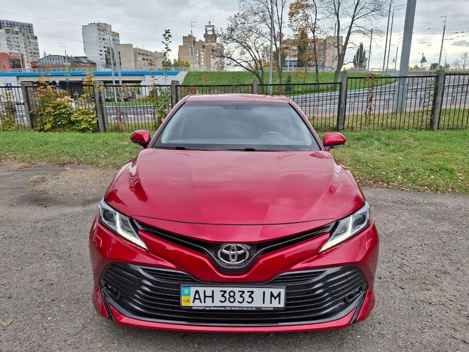 Продаю Camry 70, 2018 року, з 2019 року один власник ідеальний стан