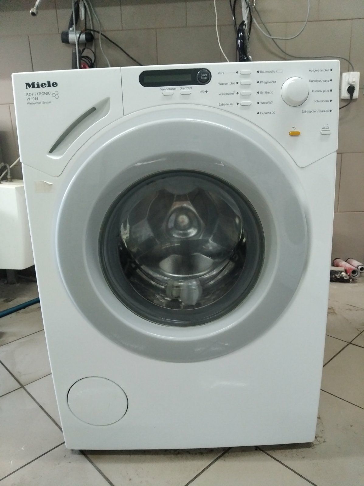 Стиральная машина Miele 7kg.