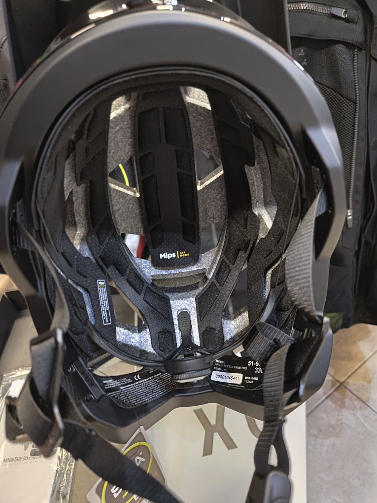 Kask rowerowy Fox SPEEDFRAME PRO  MT BLK  HFB21 roz S