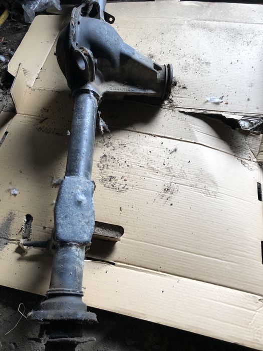 Задній міст FORD Taurus