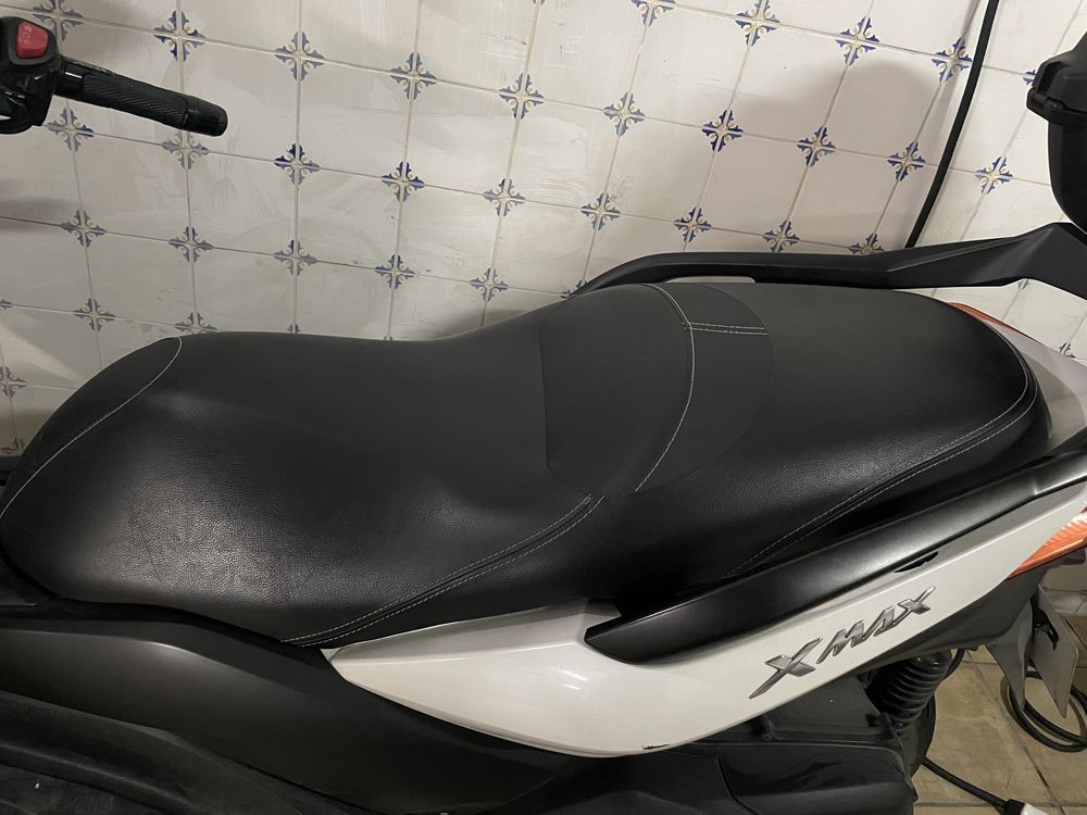 Banco Yamaha Xmax 300