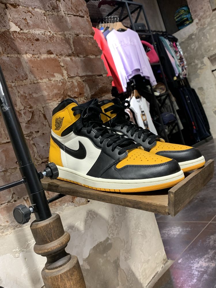 Air Jordan 1 Retro High OG «Taxi  кроссовки