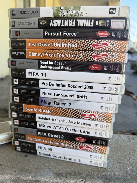 PSP a precisar de bataria + jogos