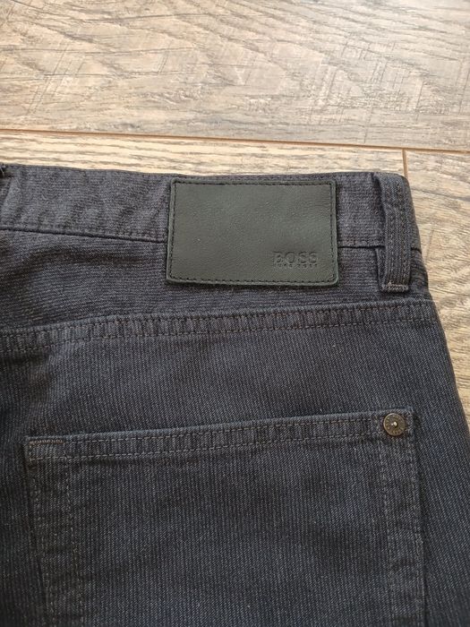 Джинси Hugo Boss W32L32 (48) ц 800 гр орігінал,  б/в